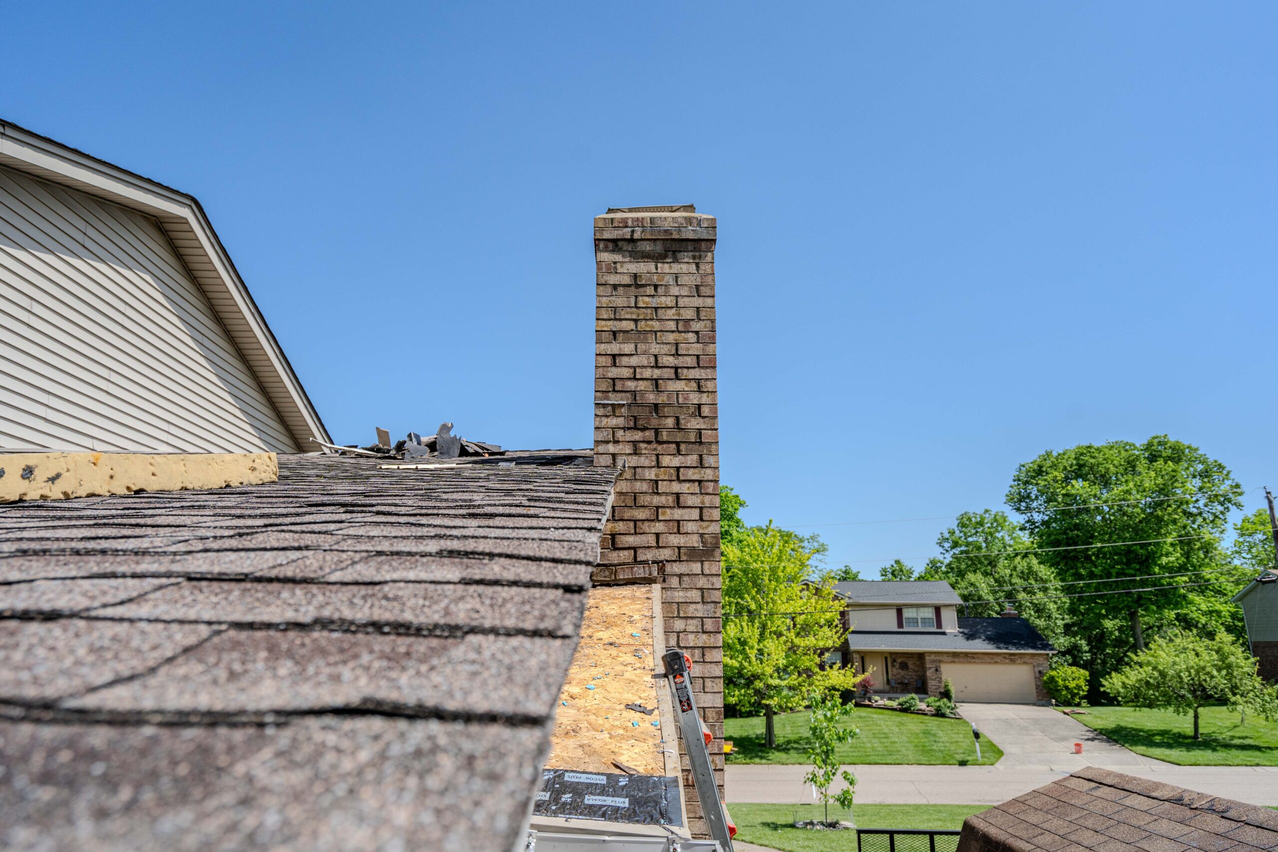 Lakota Roofing crew working in West Chester, Ohio